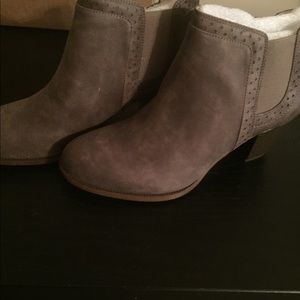10w booties